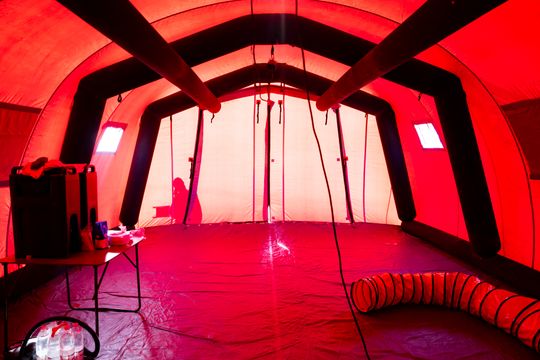 Namiot grzewczy na Placu Jagiellońskim (zdjęcia)