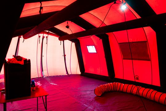 Namiot grzewczy na Placu Jagiellońskim (zdjęcia)