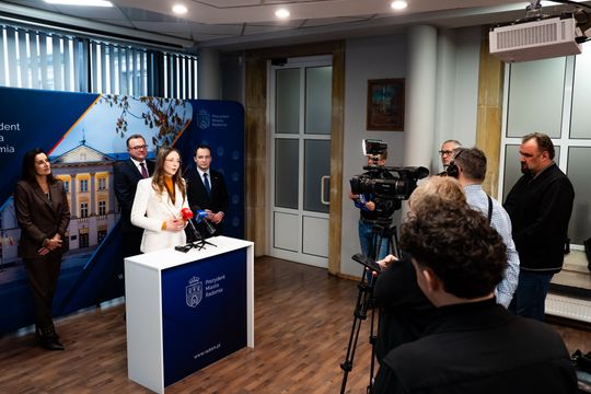 Konferencja prasowa z udziałem minister Agnieszki Dziemianowicz-Bąk (zdjęcia)