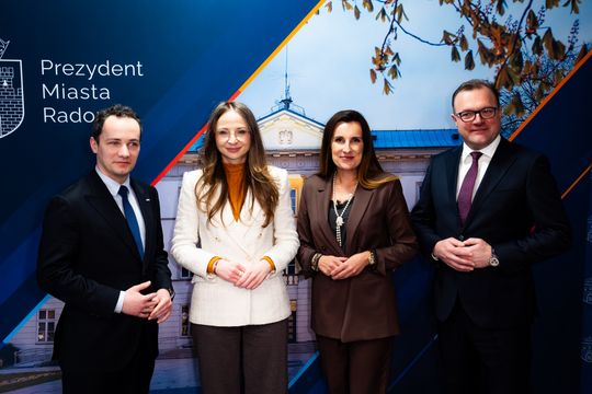 Konferencja prasowa z udziałem minister Agnieszki Dziemianowicz-Bąk (zdjęcia)