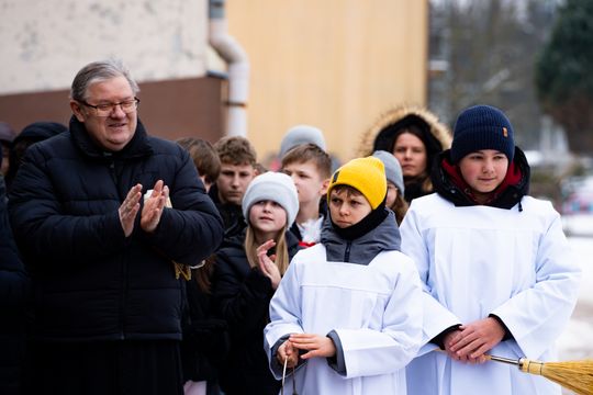 Przekazanie autobusu szkolnego dla PSP w Rusinowie (zdjęcia)