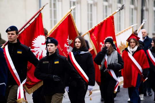 Marsz II L.O w Radomiu w 62. rocznicę wybuchu Powstania Styczniowego (zdjęcia) Marsz II L.O w Radomiu w 62. rocznicę wybuchu Powstania Styczniowego (zdjęcia)