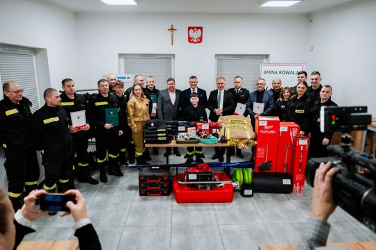 Przekazanie sprzętu OSP Ruda Mała (zdjęcia)