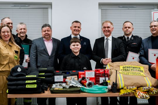 Przekazanie sprzętu OSP Ruda Mała (zdjęcia)