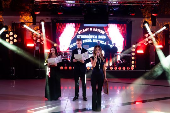 Studniówka Zespołu Szkół Budowlanych im. Kazimierza Wielkiego w Radomiu (zdjęcia)