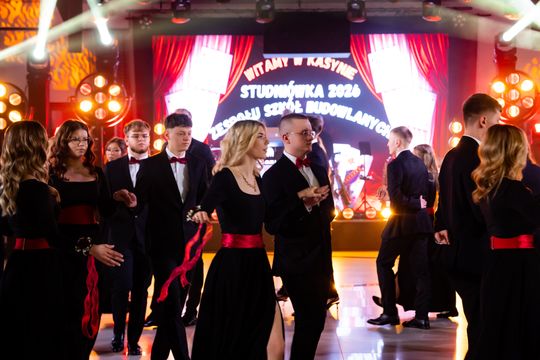 Studniówka Zespołu Szkół Budowlanych im. Kazimierza Wielkiego w Radomiu (zdjęcia)