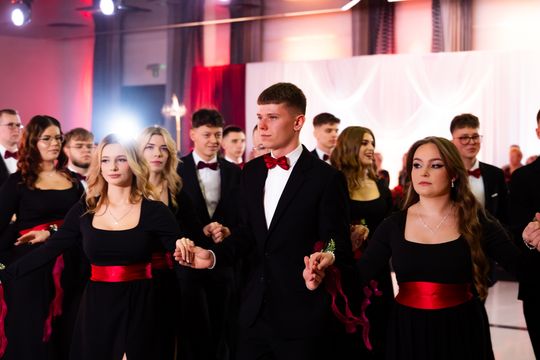 Studniówka Zespołu Szkół Budowlanych im. Kazimierza Wielkiego w Radomiu (zdjęcia)