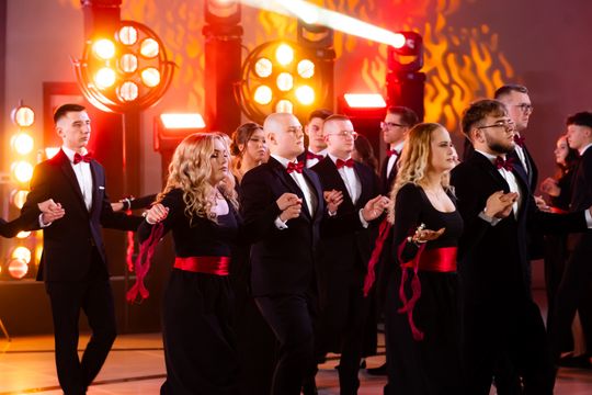 Studniówka Zespołu Szkół Budowlanych im. Kazimierza Wielkiego w Radomiu (zdjęcia)