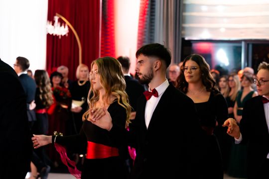 Studniówka Zespołu Szkół Budowlanych im. Kazimierza Wielkiego w Radomiu (zdjęcia)