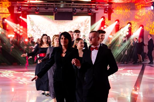 Studniówka Zespołu Szkół Budowlanych im. Kazimierza Wielkiego w Radomiu (zdjęcia)