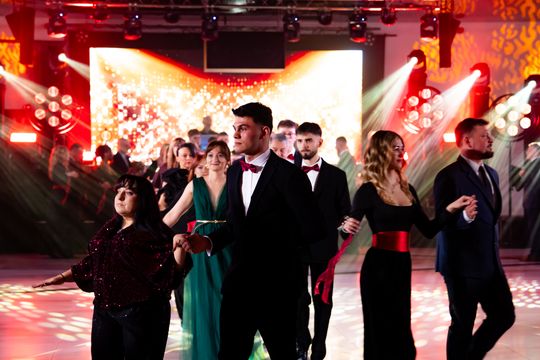 Studniówka Zespołu Szkół Budowlanych im. Kazimierza Wielkiego w Radomiu (zdjęcia)