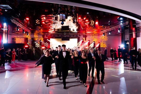 Studniówka Zespołu Szkół Budowlanych im. Kazimierza Wielkiego w Radomiu (zdjęcia)