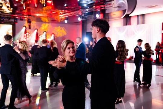 Studniówka Zespołu Szkół Budowlanych im. Kazimierza Wielkiego w Radomiu (zdjęcia)