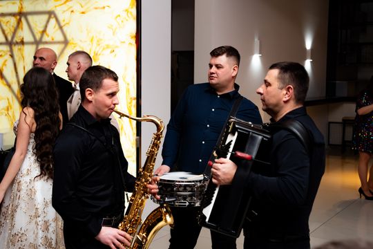 Studniówka Zespołu Szkół Budowlanych im. Kazimierza Wielkiego w Radomiu (zdjęcia)