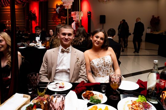 Studniówka Zespołu Szkół Budowlanych im. Kazimierza Wielkiego w Radomiu (zdjęcia)