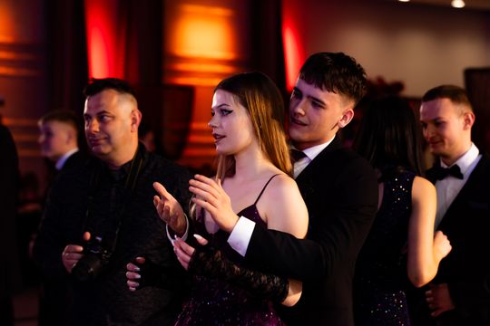 Studniówka Zespołu Szkół Budowlanych im. Kazimierza Wielkiego w Radomiu (zdjęcia)