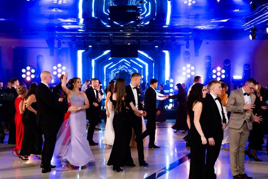 Studniówka Zespołu Szkół Budowlanych im. Kazimierza Wielkiego w Radomiu (zdjęcia)