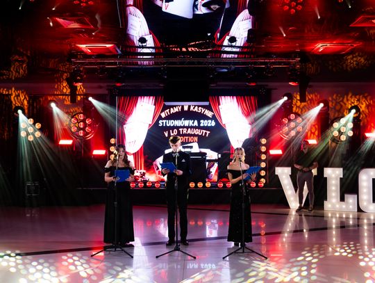 Studniówka V Liceum Ogólnokształcącego z Oddziałami Dwujęzycznymi im. Romualda Traugutta (zdjęcia)