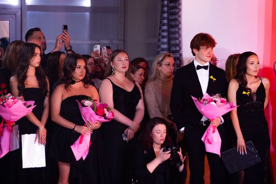 Studniówka V Liceum Ogólnokształcącego z Oddziałami Dwujęzycznymi im. Romualda Traugutta (zdjęcia)