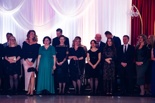 Studniówka V Liceum Ogólnokształcącego z Oddziałami Dwujęzycznymi im. Romualda Traugutta (zdjęcia)