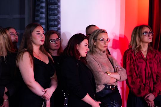 Studniówka V Liceum Ogólnokształcącego z Oddziałami Dwujęzycznymi im. Romualda Traugutta (zdjęcia)