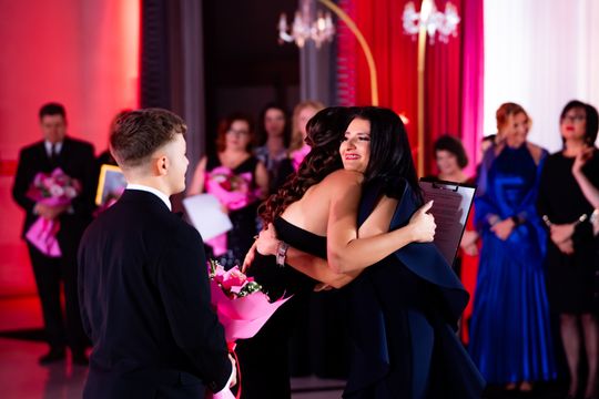 Studniówka V Liceum Ogólnokształcącego z Oddziałami Dwujęzycznymi im. Romualda Traugutta (zdjęcia)