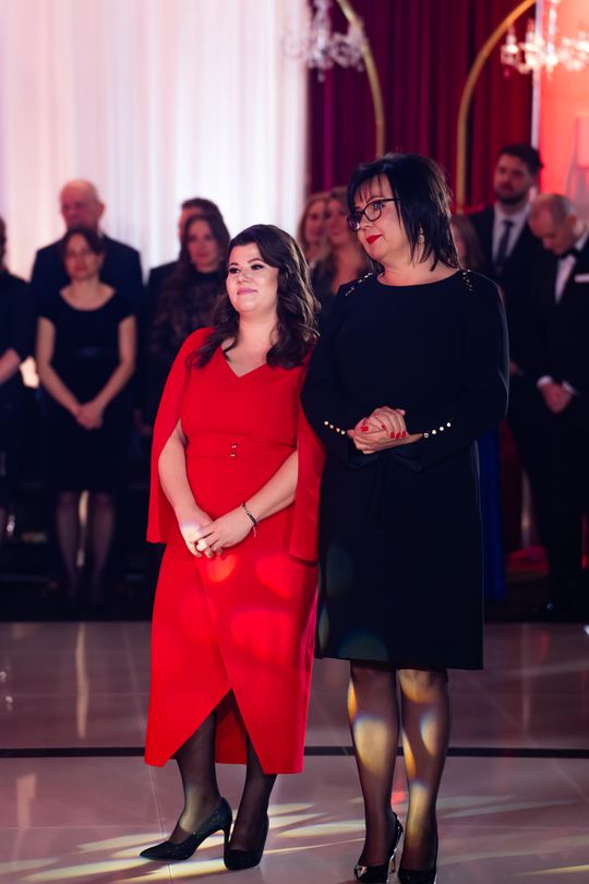 Studniówka V Liceum Ogólnokształcącego z Oddziałami Dwujęzycznymi im. Romualda Traugutta (zdjęcia)