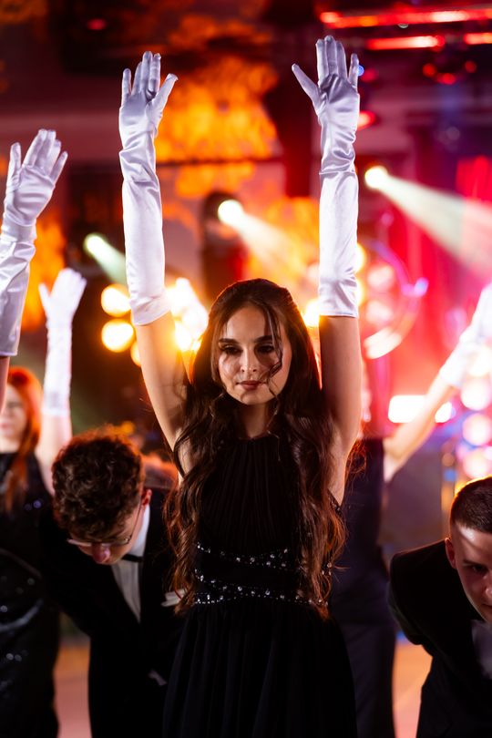 Studniówka V Liceum Ogólnokształcącego z Oddziałami Dwujęzycznymi im. Romualda Traugutta (zdjęcia)