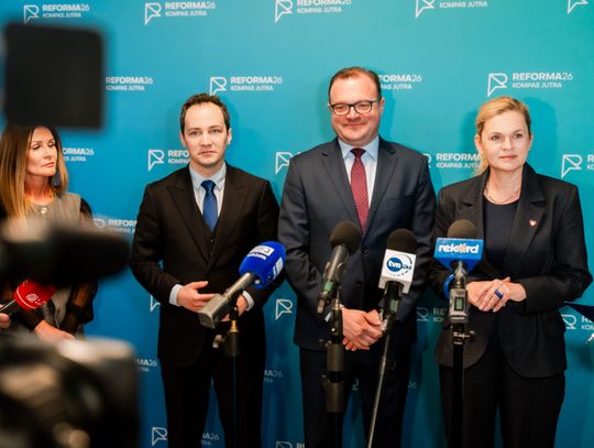 Konferencja prasowa z minister edukacji narodowej, Barbarą Nowacką (zdjęcia)