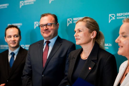 Konferencja prasowa z minister edukacji narodowej, Barbarą Nowacką (zdjęcia)