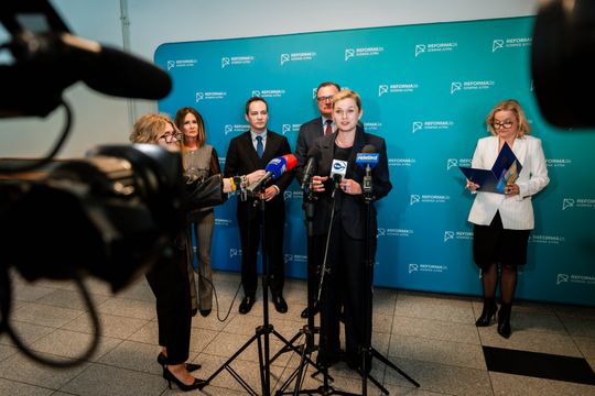 Konferencja prasowa z minister edukacji narodowej, Barbarą Nowacką (zdjęcia)