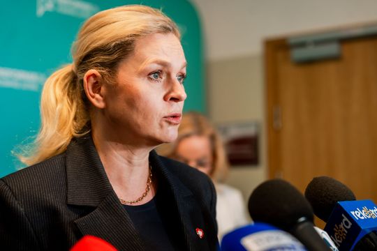 Konferencja prasowa z minister edukacji narodowej, Barbarą Nowacką (zdjęcia)