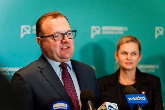 Konferencja prasowa z minister edukacji narodowej, Barbarą Nowacką (zdjęcia)