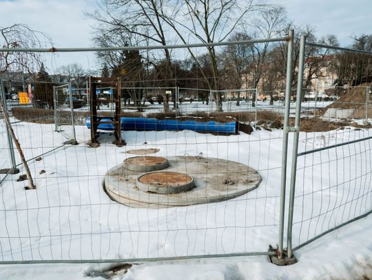 Budowa zbiornika retencyjnego na Placu Ołdakowskiego (zdjęcia)