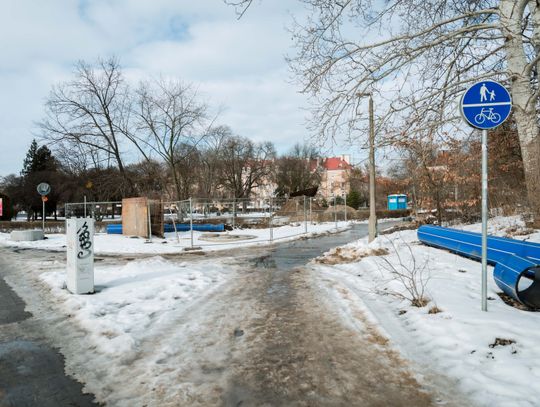 Budowa zbiornika retencyjnego na Placu Ołdakowskiego (zdjęcia)