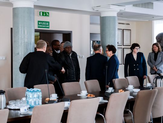 Wizyta przedstawicieli z Angoli na Uniwersytecie Radomskim (zdjęcia)