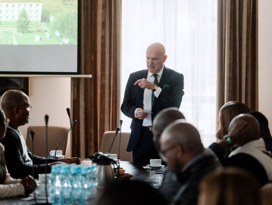 Wizyta przedstawicieli z Angoli na Uniwersytecie Radomskim (zdjęcia)