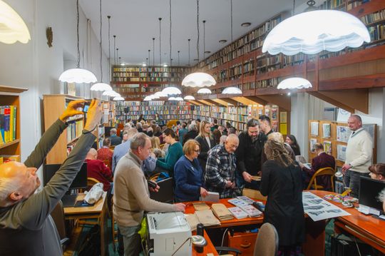 Radom ilustrowany biblioteka-1.jpg