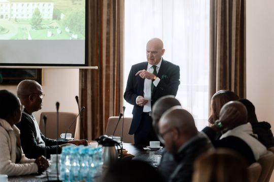 Wizyta przedstawicieli z Angoli na Uniwersytecie Radomskim (zdjęcia)