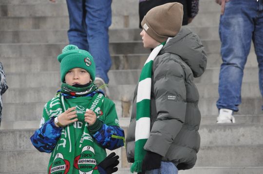 Kibice na meczu Radomiak - Korona Kielce