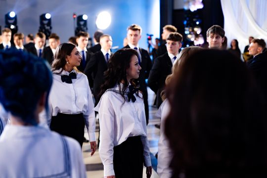 Studniówka II Liceum Ogólnokształcącego im. Marii Konopnickiej (zdjęcia)