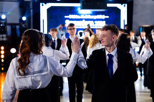 Studniówka II Liceum Ogólnokształcącego im. Marii Konopnickiej (zdjęcia)