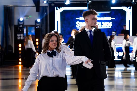 Studniówka II Liceum Ogólnokształcącego im. Marii Konopnickiej (zdjęcia)