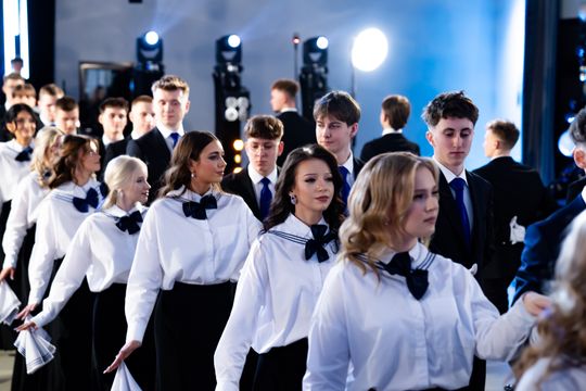 Studniówka II Liceum Ogólnokształcącego im. Marii Konopnickiej (zdjęcia)