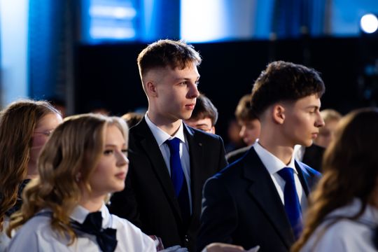 Studniówka II Liceum Ogólnokształcącego im. Marii Konopnickiej (zdjęcia)