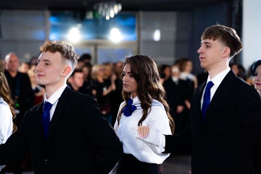 Studniówka II Liceum Ogólnokształcącego im. Marii Konopnickiej (zdjęcia)