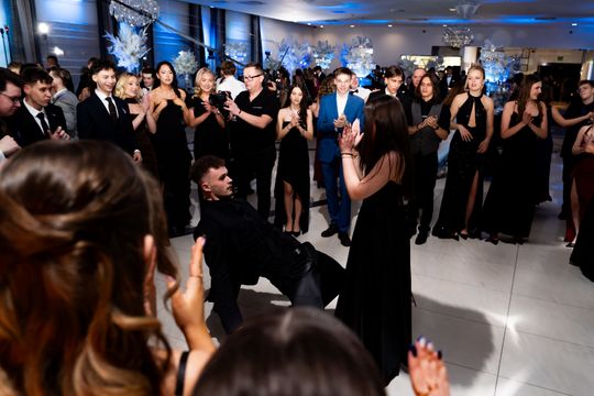 Studniówka II Liceum Ogólnokształcącego im. Marii Konopnickiej (zdjęcia)