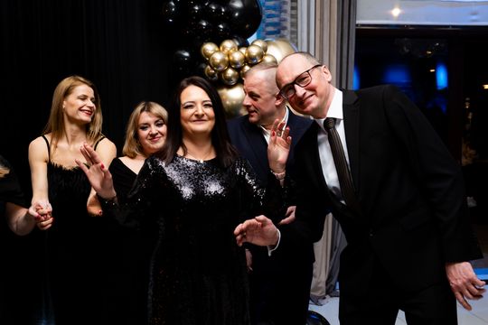 Studniówka II Liceum Ogólnokształcącego im. Marii Konopnickiej (zdjęcia)