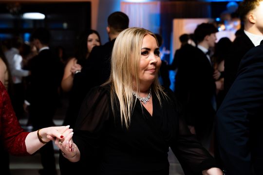 Studniówka II Liceum Ogólnokształcącego im. Marii Konopnickiej (zdjęcia)