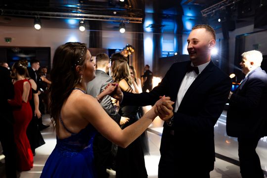 Studniówka II Liceum Ogólnokształcącego im. Marii Konopnickiej (zdjęcia)